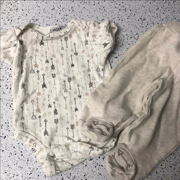 Baby Clothes Bundle - Picture 2 of 8